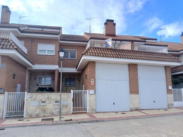 Casa en venta en Íscar