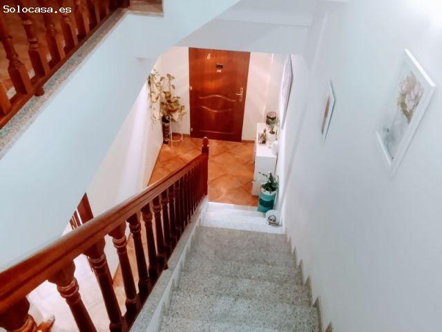 Casa en venta en La Carlota, Andalucía