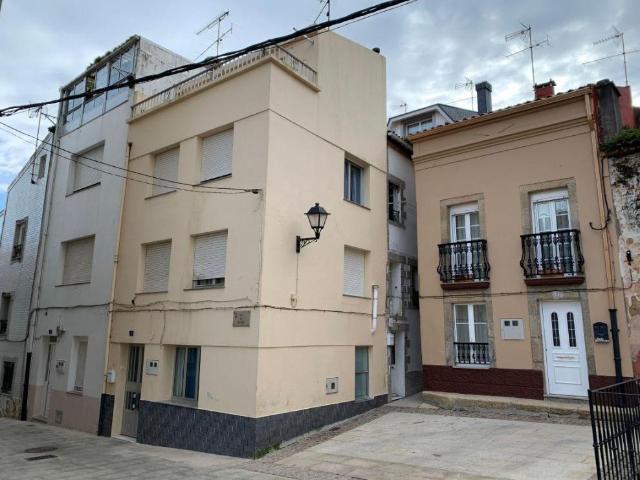 Chalet en venta en Ribeira, A Barbanza