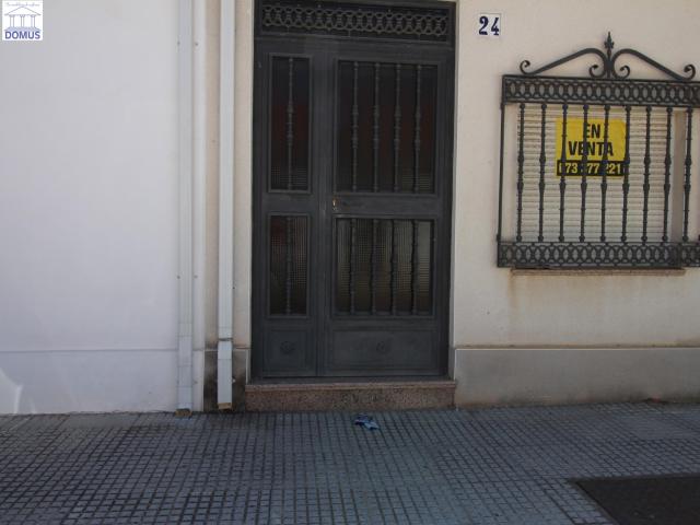 Casa en venta en Valdelacalzada