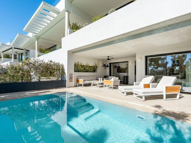 Chalet en venta en Artola, Costa del Sol Occidental