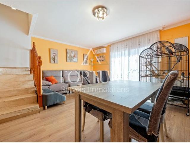 Casa en venta en Montserrat, Baix Camp