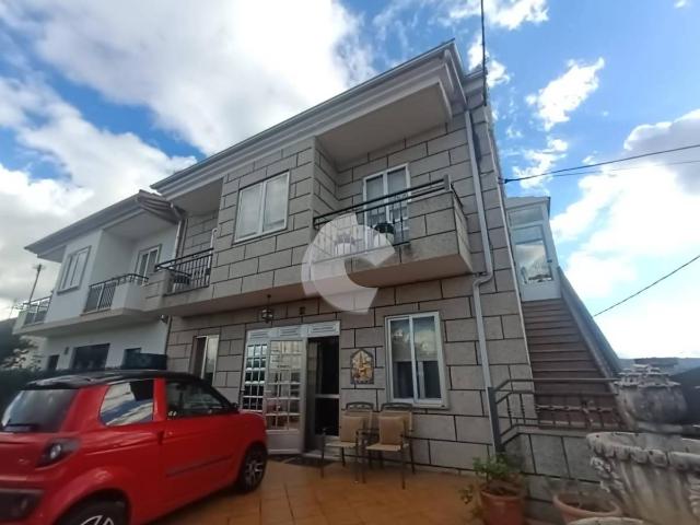 Chalet en venta en Centro, Ourense
