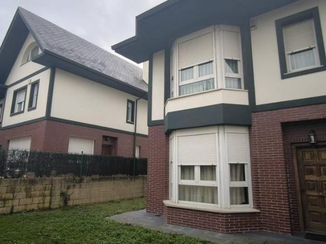 Villa en venta en Abanto Y Ciérvana-abanto Zierbena, La Hera