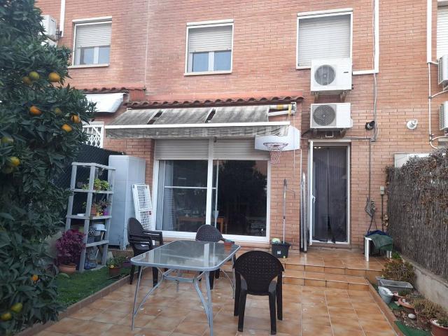 Chalet en venta en Abrera, Barcelona