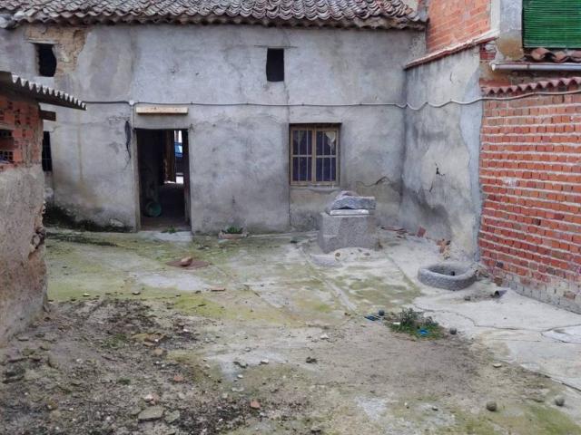 Casa en venta en Adanero