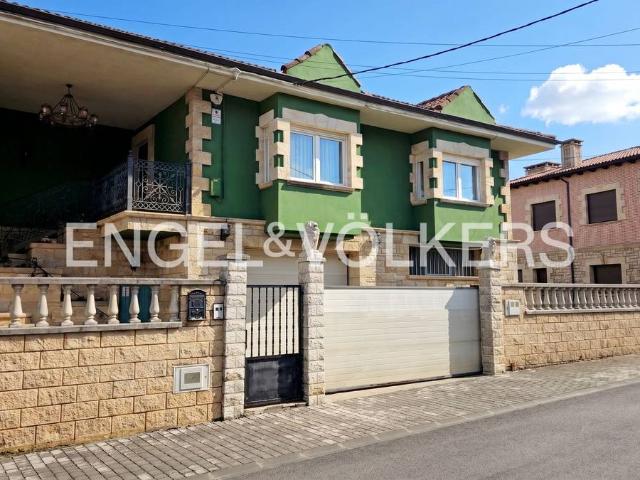 Chalet en venta en El Cierzo, Aguilar De Campoo