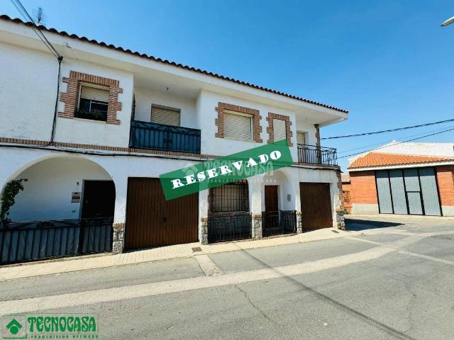 Villa en venta en Ajofrín