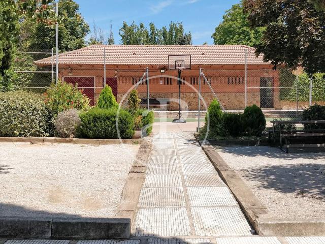 Chalet en venta en Madrid, Cortes