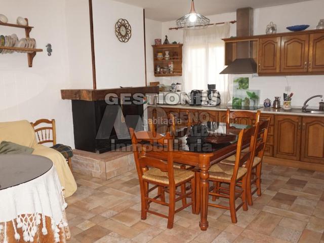 Villa en venta en Alamedilla Villa en venta en Alamedilla