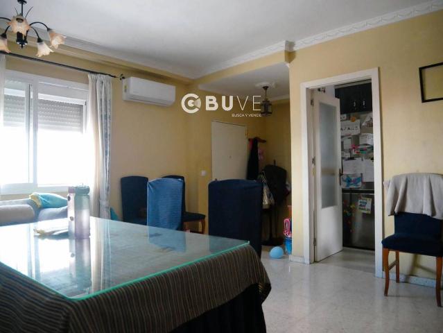 Villa en venta en Albaida Del Aljarafe