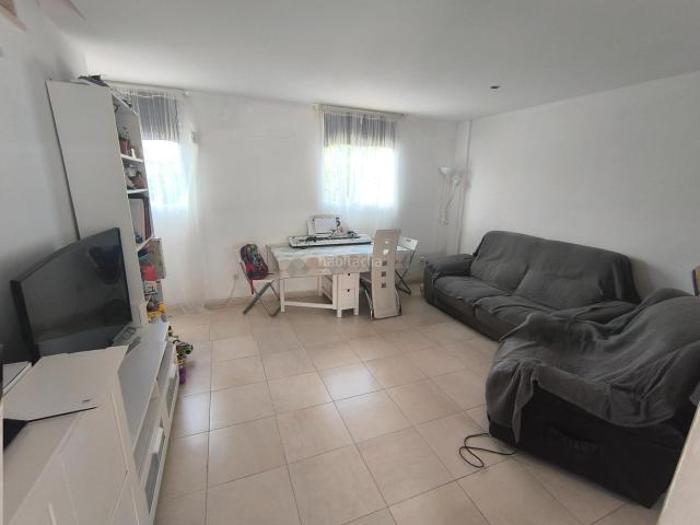 Villa en venta en Alborache