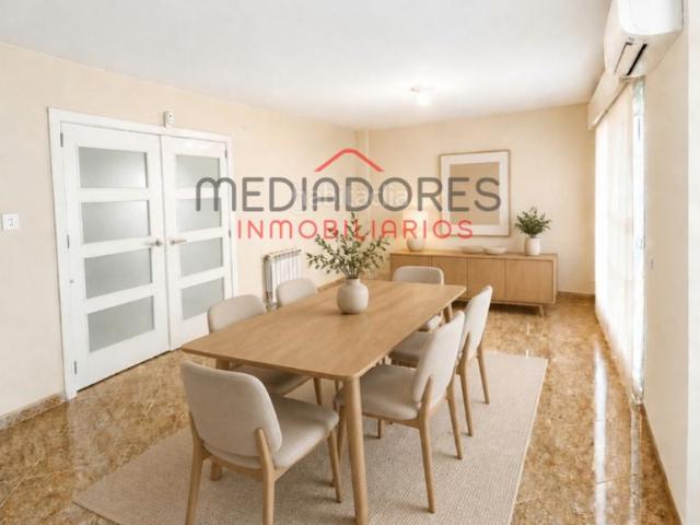 Chalet en venta en Distrito I, Alcalá De Henares