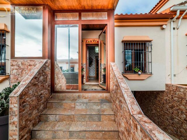 Chalet en venta en Alcalá Del Río, Andalucía