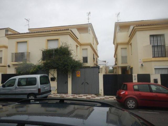 Chalet en venta en Alcalá Del Río, Andalucía