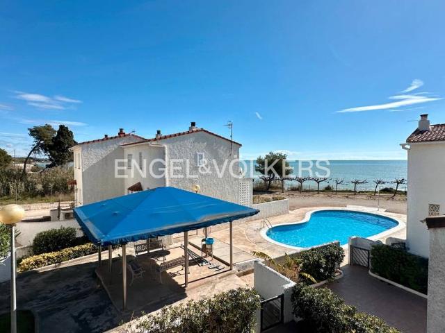 Villa en venta en Alcanar