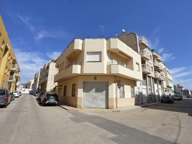 Villa en venta en Alcanar