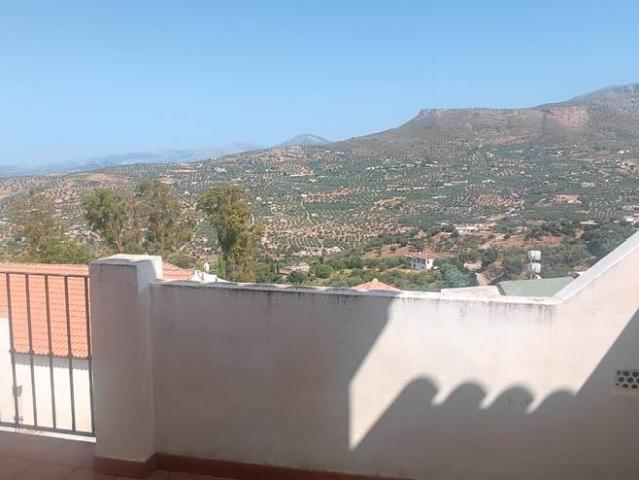 Chalet en venta en Alcaucín, Málaga