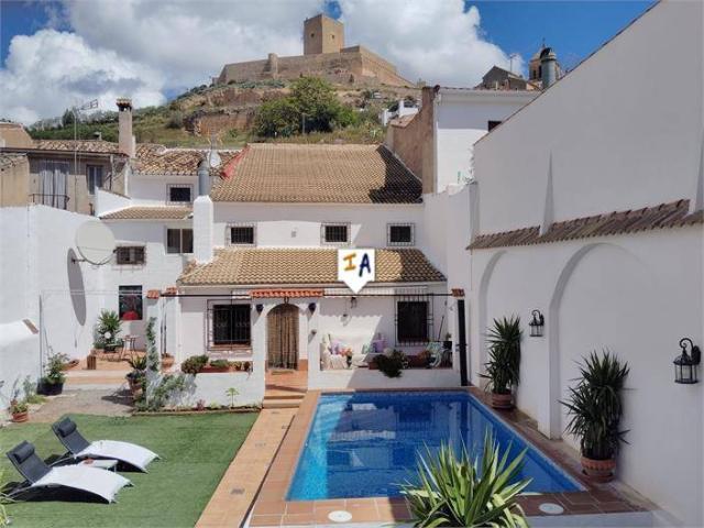 Chalet en venta en Alcaudete, Jaén