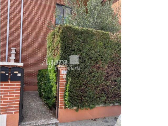 Villa en venta en Aldeamayor De San Martín