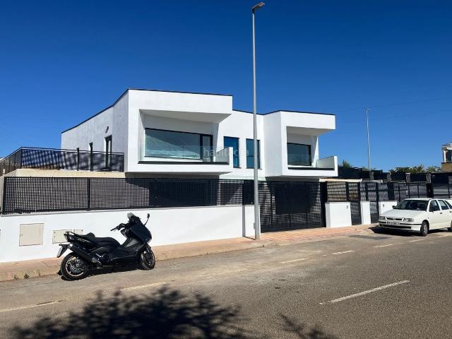 Chalet en venta en Los Hoyos, Aldeatejada