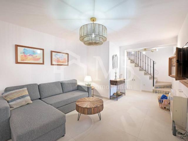 Villa en venta en Algarrobo, Los Llanos