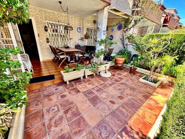 Chalet en venta en Casco Antiguo - Santa Cruz - Ayuntamiento, l'Alacantí