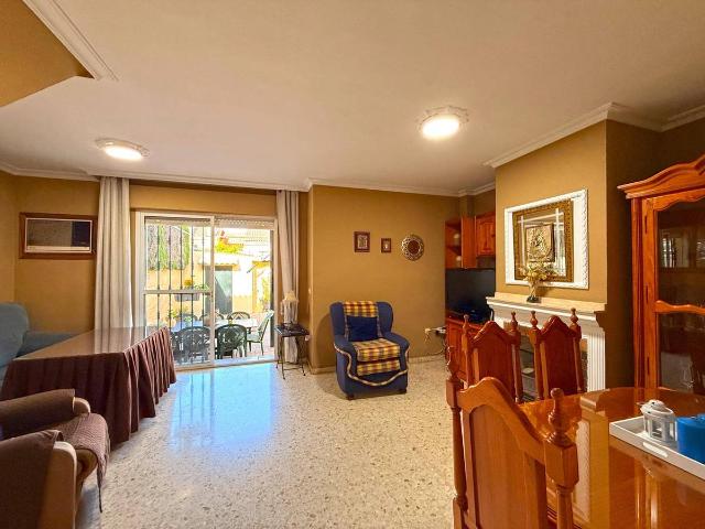 Chalet en venta en Tomares, Andalucía