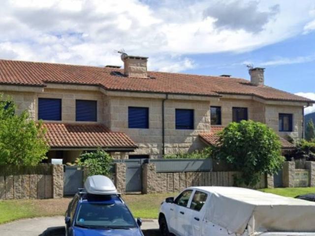 Villa en venta en Allariz
