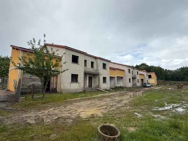 Villa en venta en Allariz