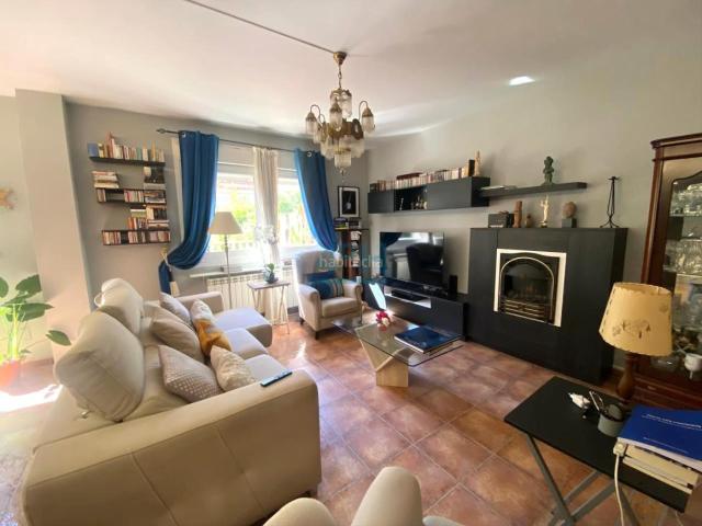 Villa en venta en Allariz