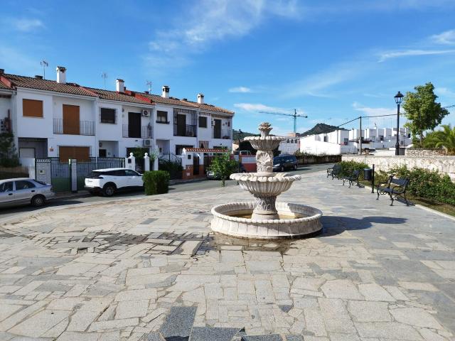 Villa en venta en Almadén De La Plata