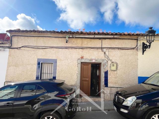 Chalet en venta en Almadén De La Plata, Andalucía