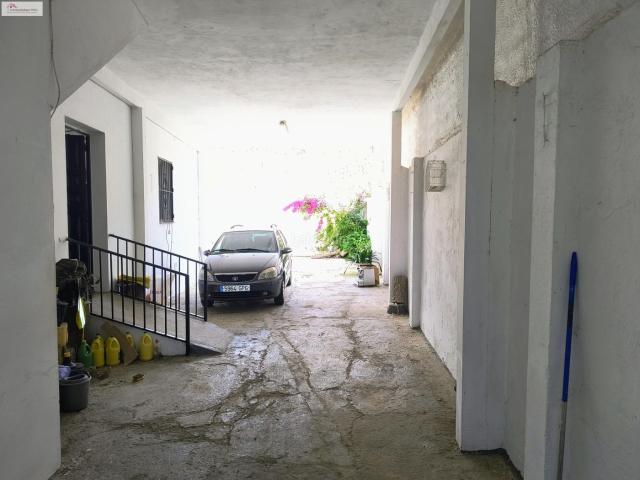 Chalet en venta en Almadén De La Plata, Andalucía