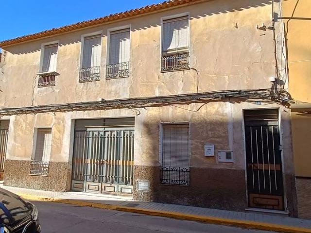 Chalet en venta en Almansa, Castilla-La Mancha