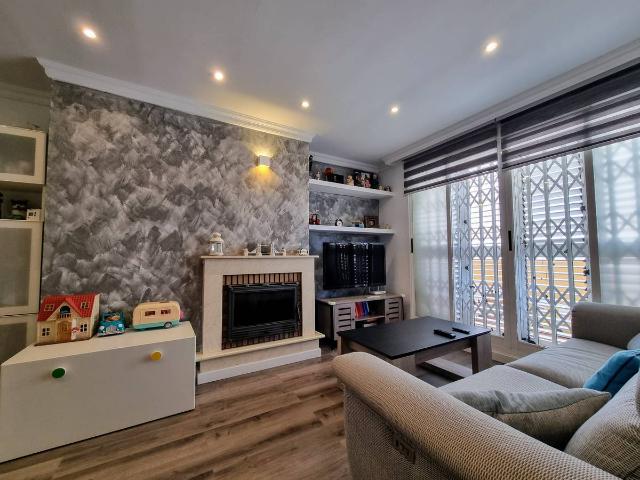 Villa en venta en Almàssera