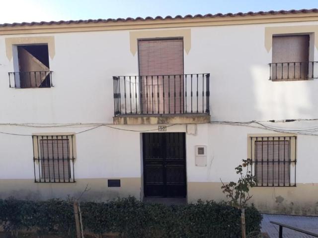 Villa en venta en Almendral