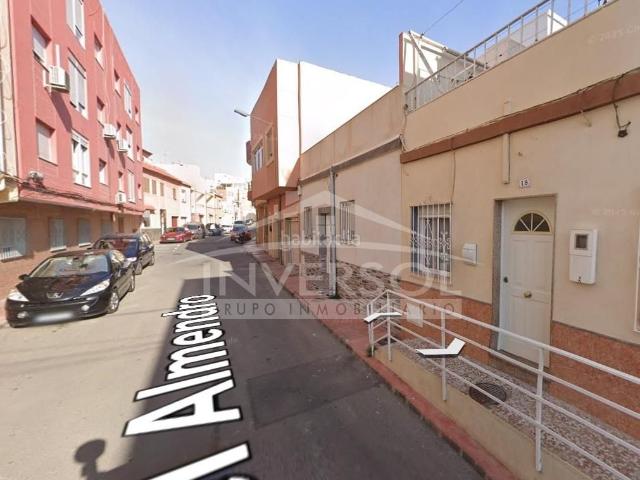 Chalet en venta en Almedina, Almería