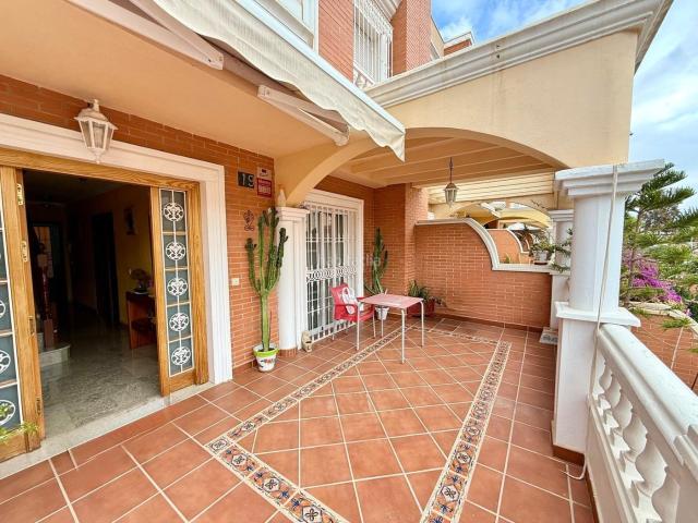 Chalet en venta en Almedina, Almería