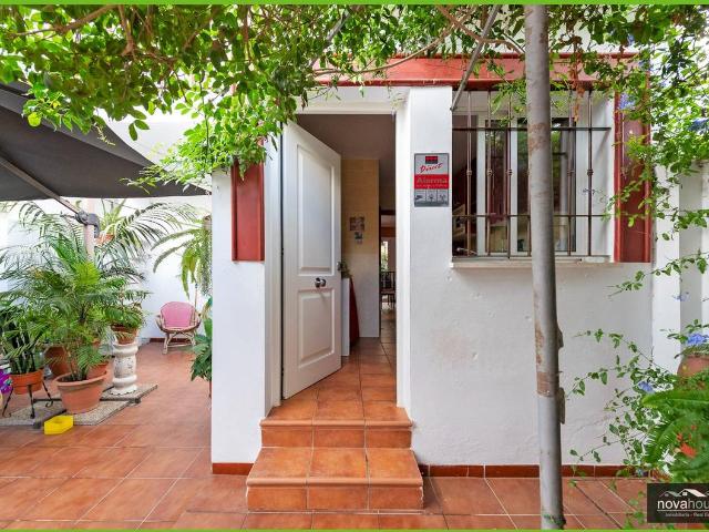 Chalet en venta en Almogía, Málaga