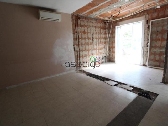 Villa en venta en Almoguera