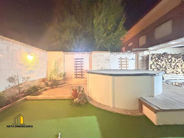 Chalet en venta en Alovera, Guadalajara