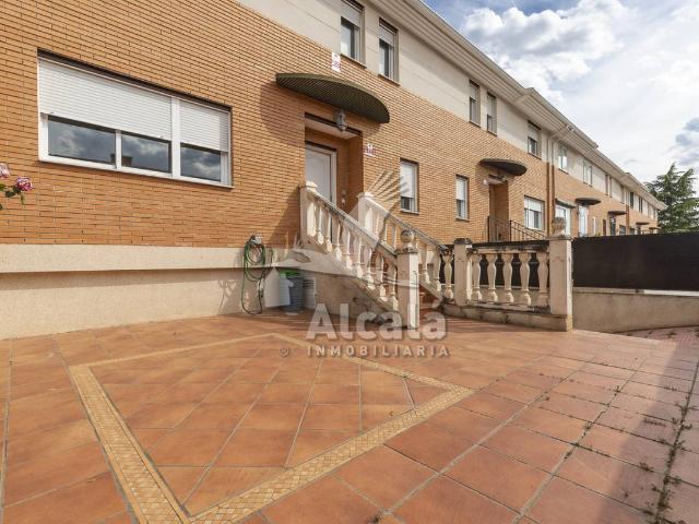 Chalet en venta en Alovera, Guadalajara