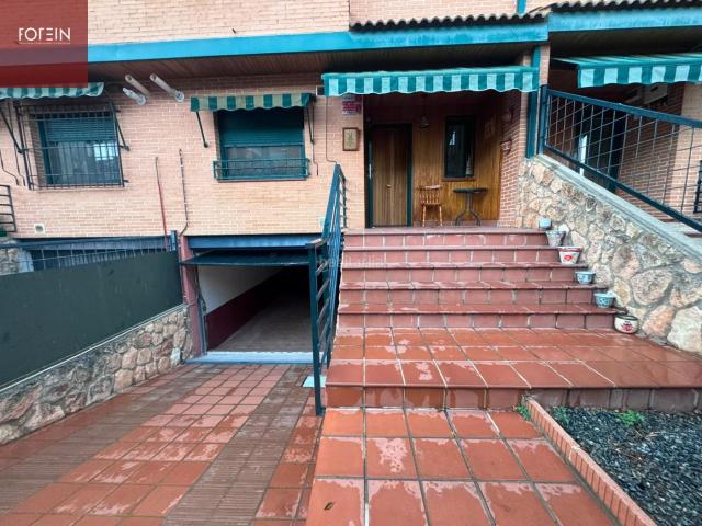 Chalet en venta en Alovera, Castilla-La Mancha