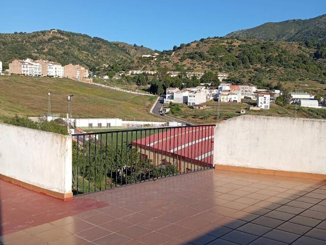 Villa en venta en Alozaina Villa en venta en Alozaina