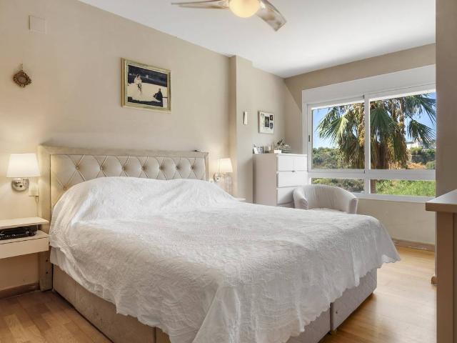Chalet en venta en Barriada Islas Canarias, Costa del Sol Occidental