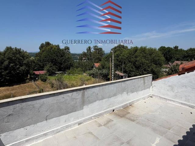 Chalet en venta en Amoeiro, Ourense
