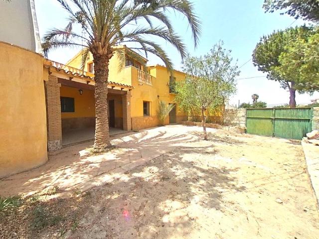 Villa en venta en Antas
