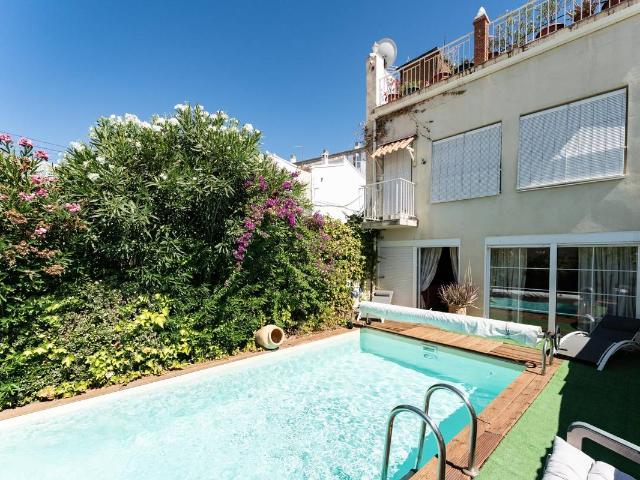 Villa en venta en Archidona
