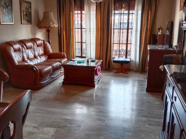 Chalet en venta en Dos Hermanas, Andalucía